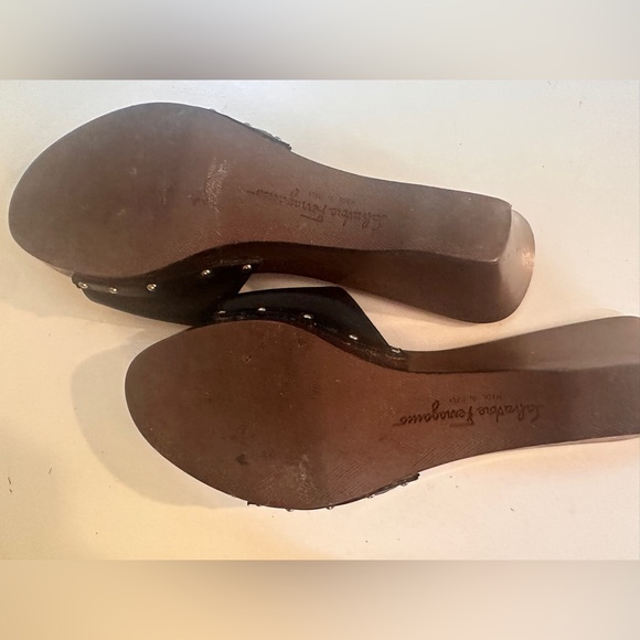 Ferragamo Black Leather Mules Sandals w/Stylish Wooden Sole - Picture 7 of 8
